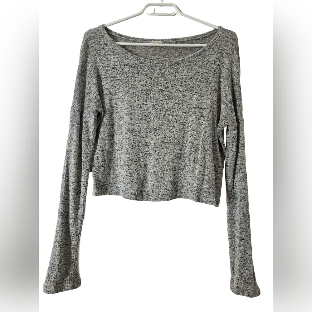 Cropped Long Sleeve Tee